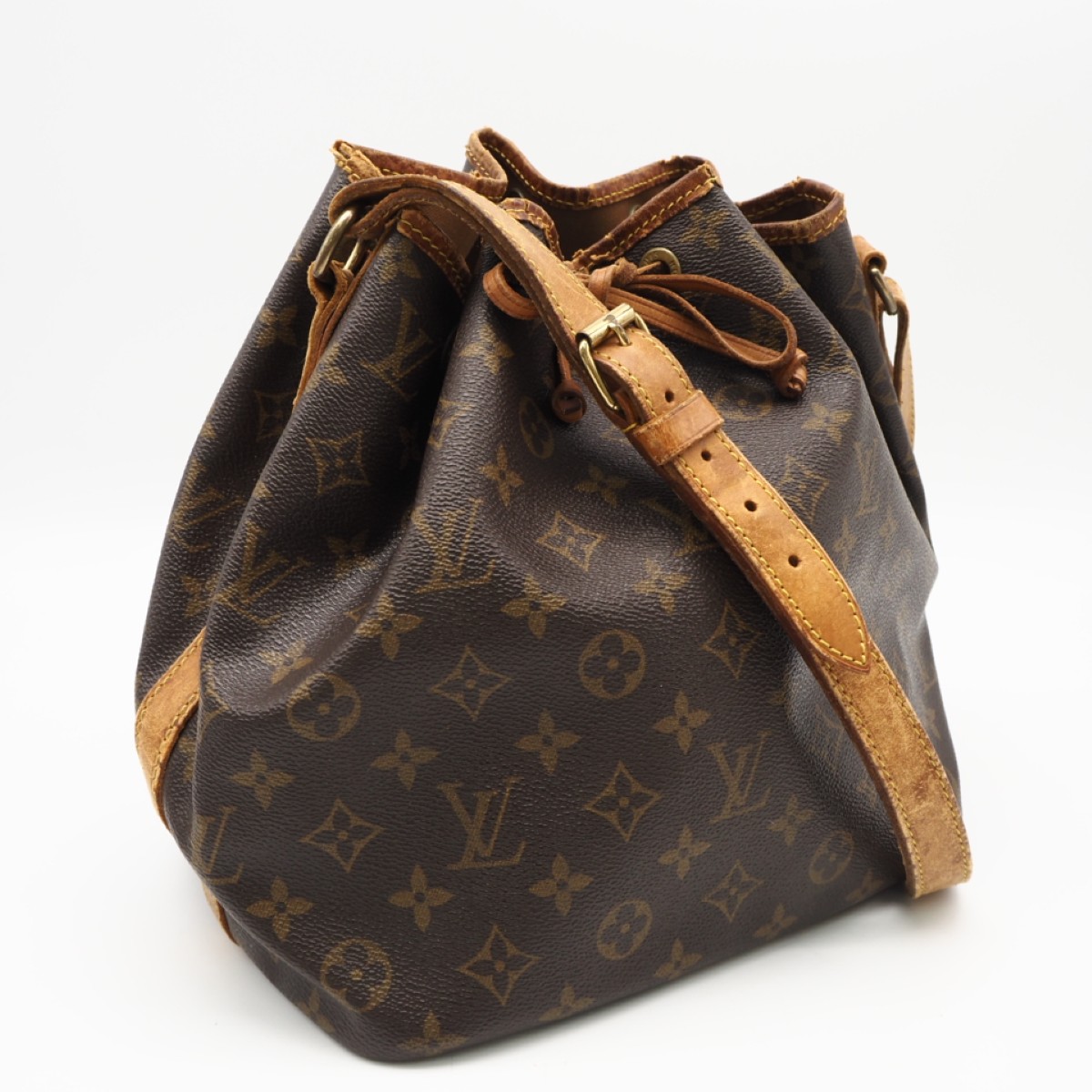 ★3日以内返品可★  LOUIS VUITTON ルイ・ヴィトン モノグラム プチ ノエ M42226 ショルダーバッグ 赤銅色 上塗り帆布 なめし革 レディース【中古】
