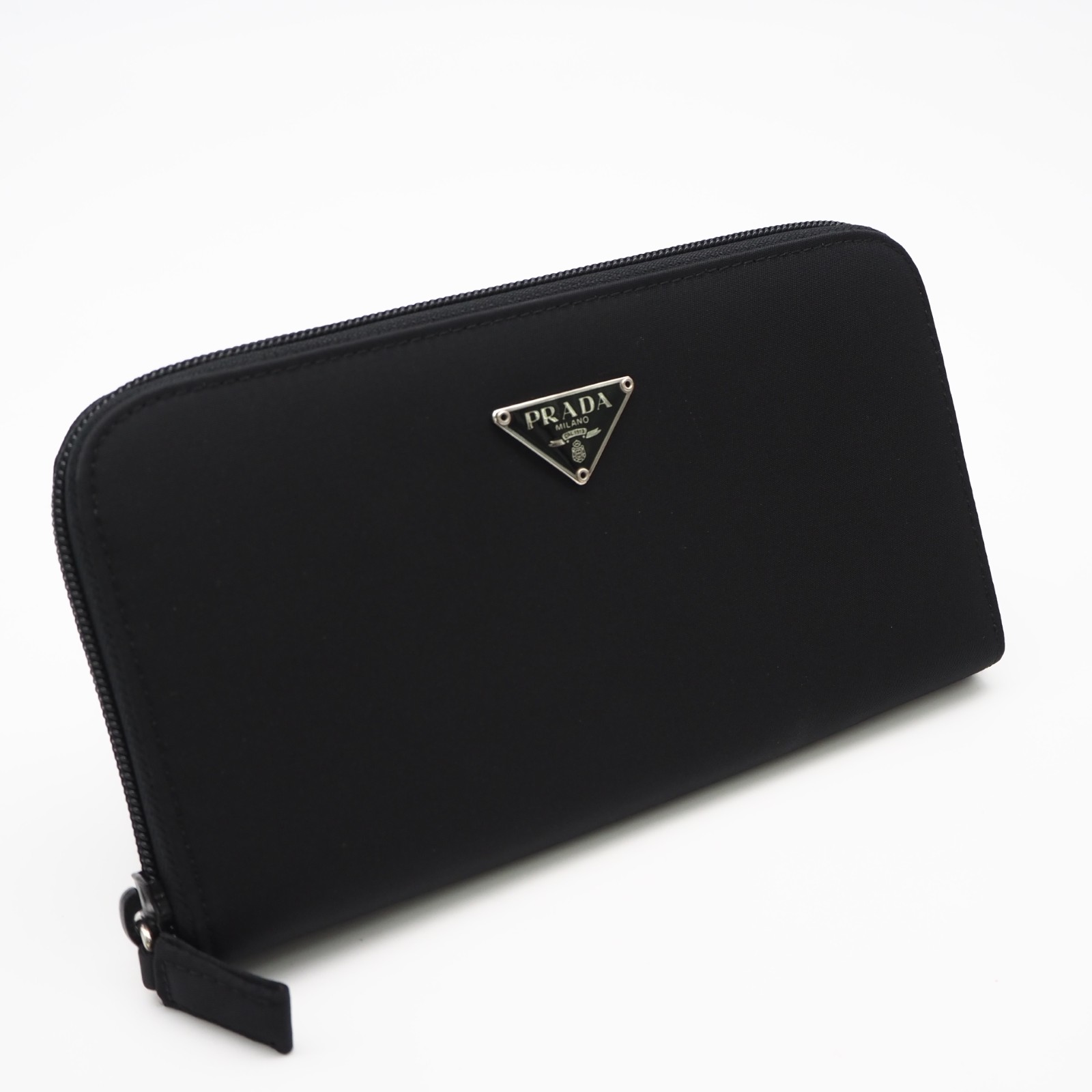 ★3日以内返品可★ 極美品 PRADA プラダ テスート ３角形 ジップアラウンドウォレット M506A 長紙入れ 黒いこと ナイロン サフィアーノ レディース【中古】