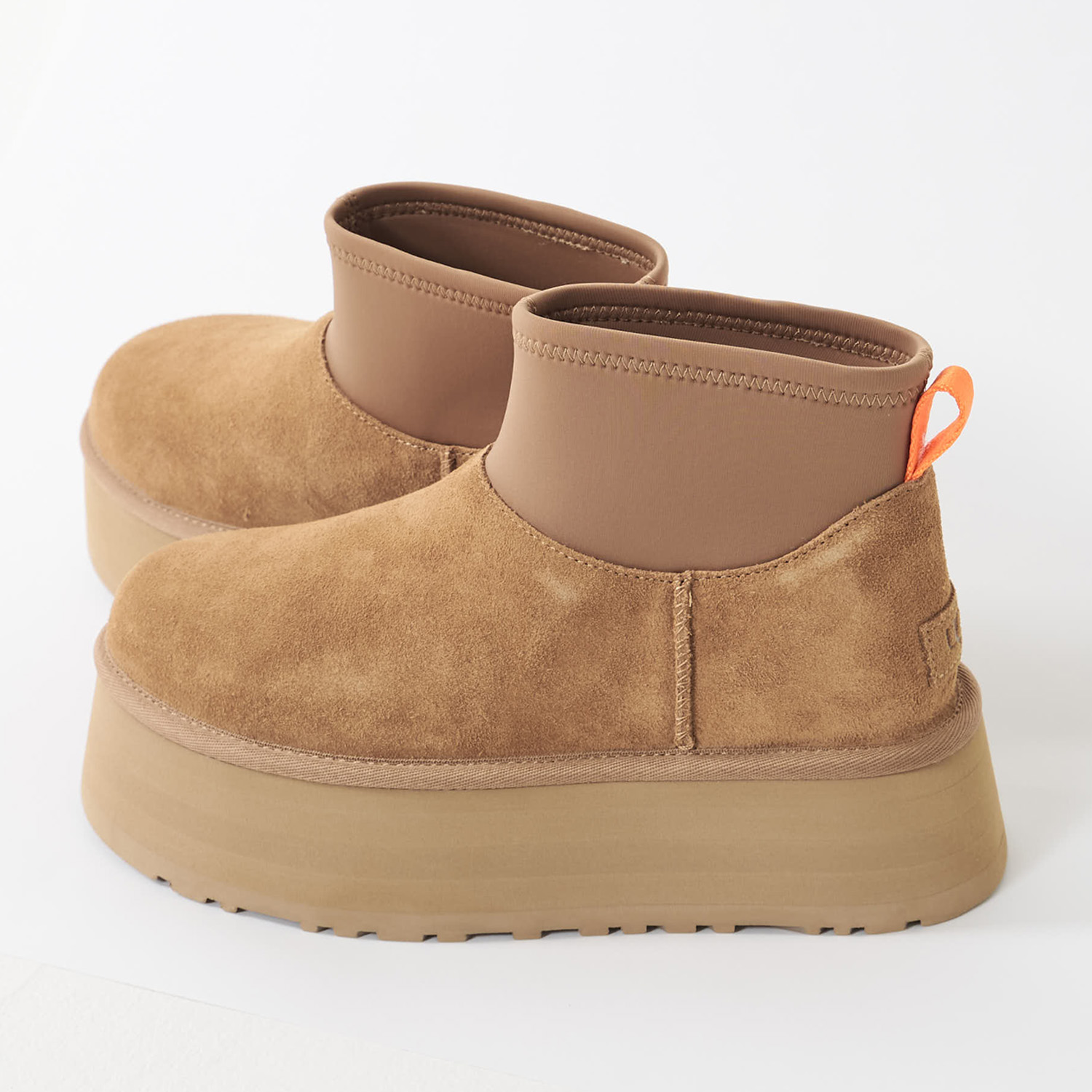 UGG CLASSIC MINI DIPPER アグ クラシックミニ ディッパー ブーツ レディース 厚底 ブラウン 1168170｜Findoriy