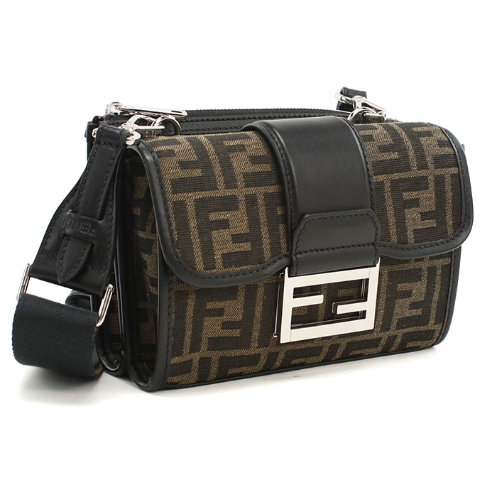 【FENDI】ローマ フェンディ ストライク ミニ バックパック Fendi】Fendi Romaレザー フェンディ ストライク ミニ ブラッ