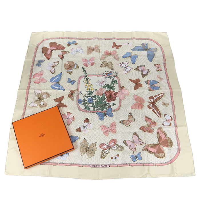 ☘️新品未使用☘️ HERMES カレ90　Tourbillon 渦巻き 楽天市場】【美品】エルメス HERMES スカーフ カレ90 Tourbillon