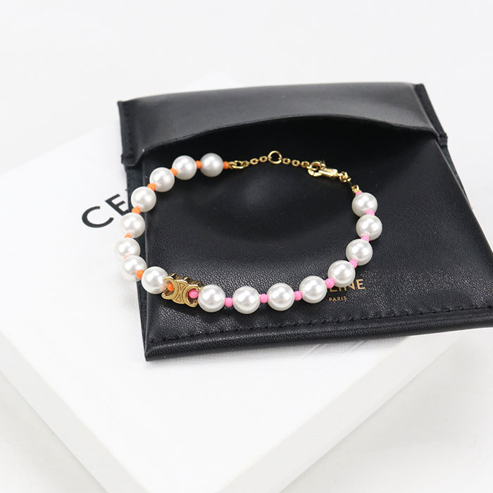 楽天市場】【中古】 CELINE （セリーヌ） ﾄﾘｵﾝﾌ ｱｰﾃｨ ｷｭﾚｰﾄ ﾌﾞﾚｽﾚｯﾄ