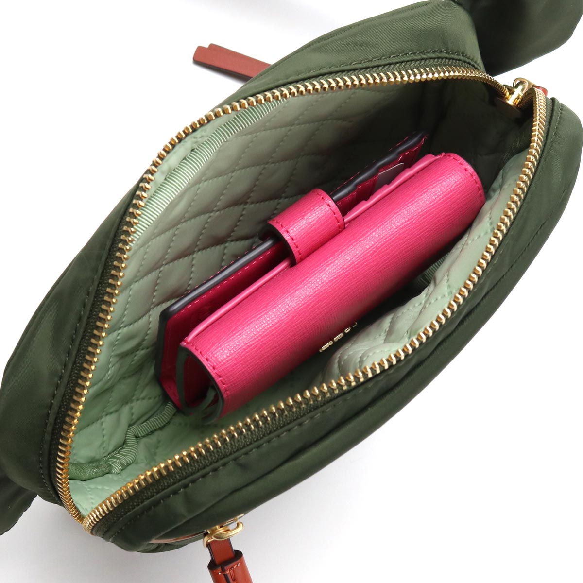 トリーバーチ Tory バッグ Burch バッグ バッグ バリー Perry Nylon ウエストバッグ ボディバッグ 500 332 Grape Leaf カーキ レディース ブランド総合卸 ビッグヒット 送料無料 ラッピング無料 42 Off ブランド公式サイト掲載価格30 800円