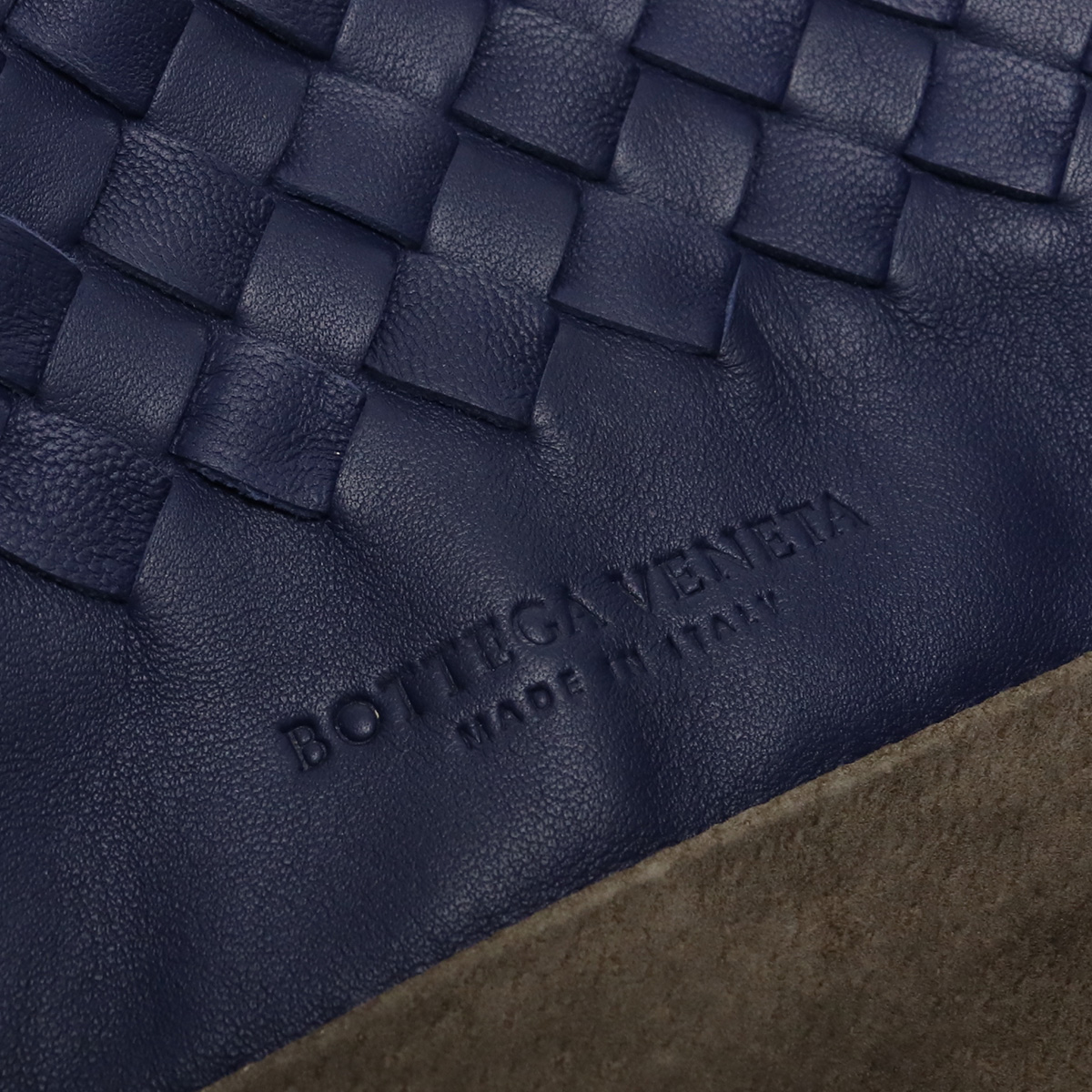 ボッテガ・ヴェネタ(BOTTEGA VENETA) イントレチャートトートバッグ