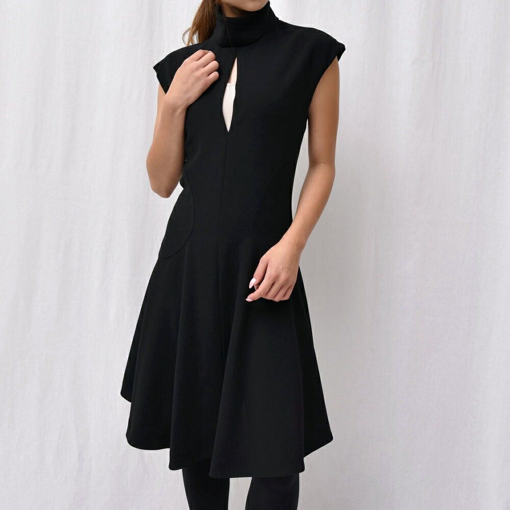 日本製 Neil Barrett ニールバレット Nve361ih F053 フレンチスリーブ フレアワンピース 正規品 レディース 注目ブランド Www Ssipeople Com