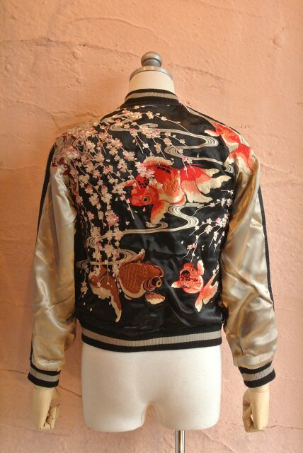 ★SCRIPTスクリプト花旅楽団★ 桜金魚柄 リバーシブル刺繍スカジャン ブラック
