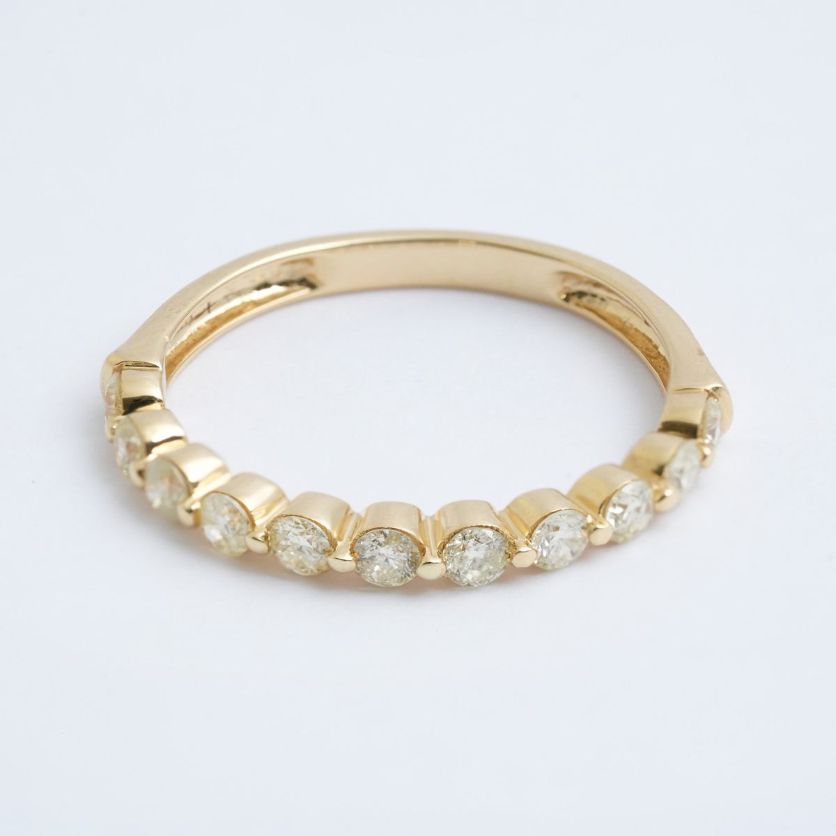 18KT イエロー ゴールド 0.50 カラット ダイヤモンド ハーフ エタニティ リング|Bijou Branche