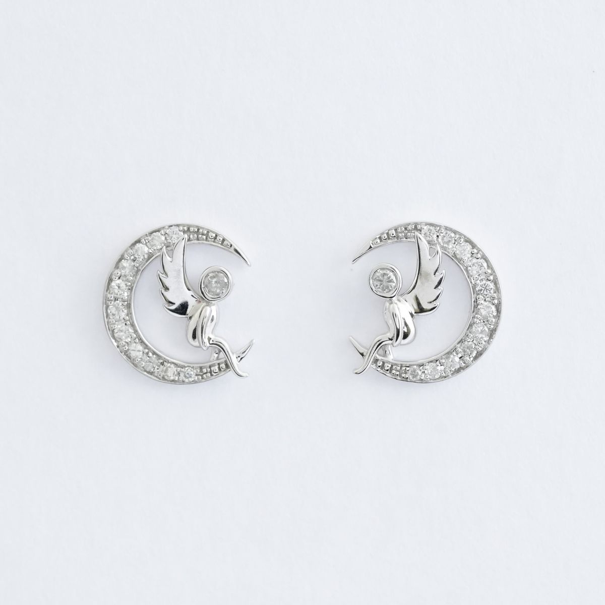 18KT ホワイト ゴールド 0.20 カラット ダイヤモンド エンジェル イヤリング|Bijou Branche