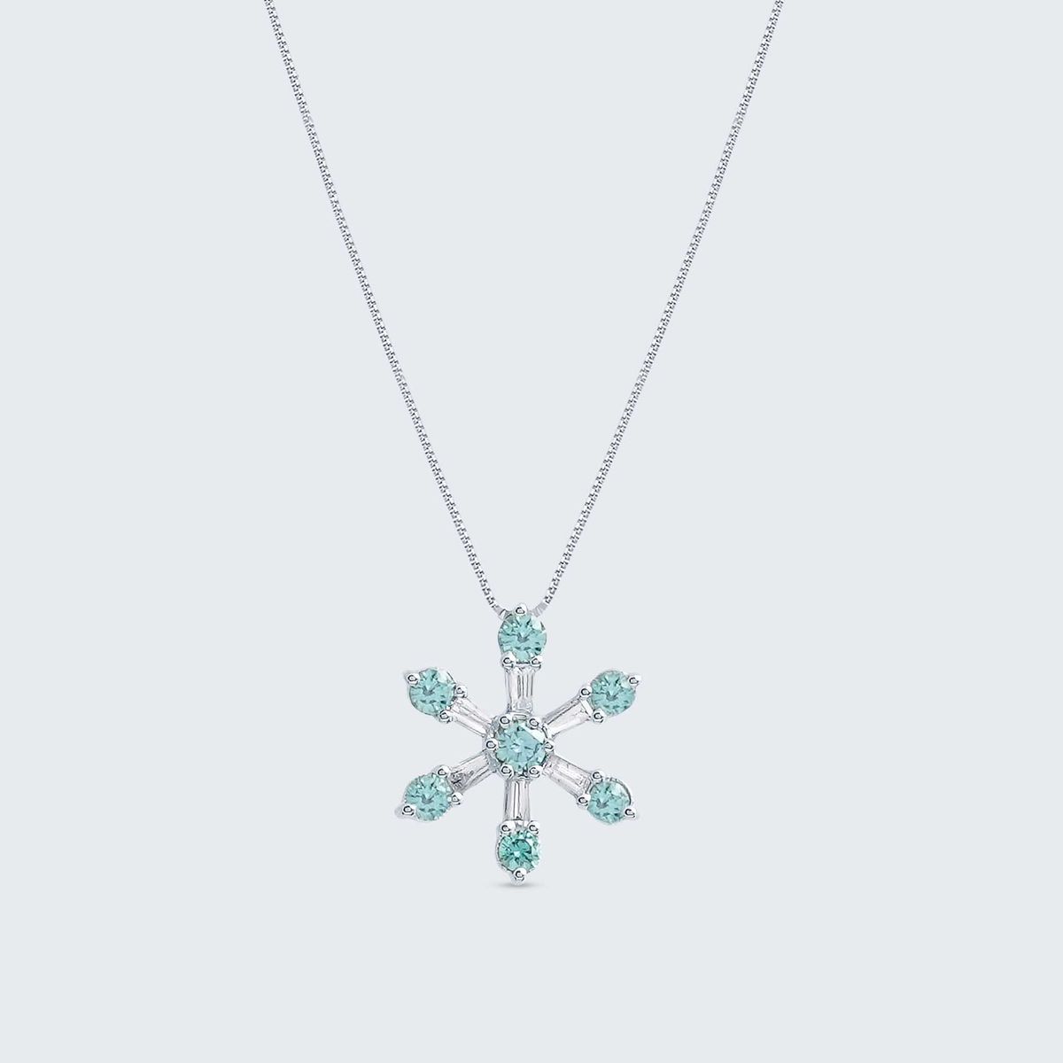 フラワーブルーダイヤモンドペンダントヘッド – K18WG、0.30ct(チェーンはオプション)|Bijou Branche