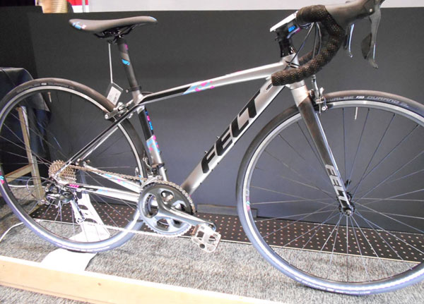 Felt フェルト 18年モデル サイクル 自転車 Fr40w ロードバイク 女性用モデル 17年継続モデル 自転車の専門店 自転車パーツ バイクキング Felt フェルト 18年モデル Fr40w ロードバイク 女性用モデル 17年継続モデル