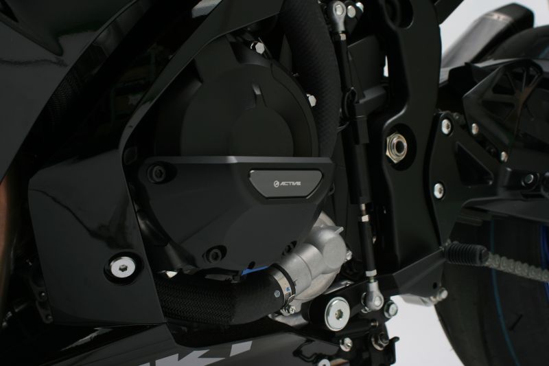GSXR1000（17年） エンジンカバースライダー 左右セット ACTIVE（アクティブ）