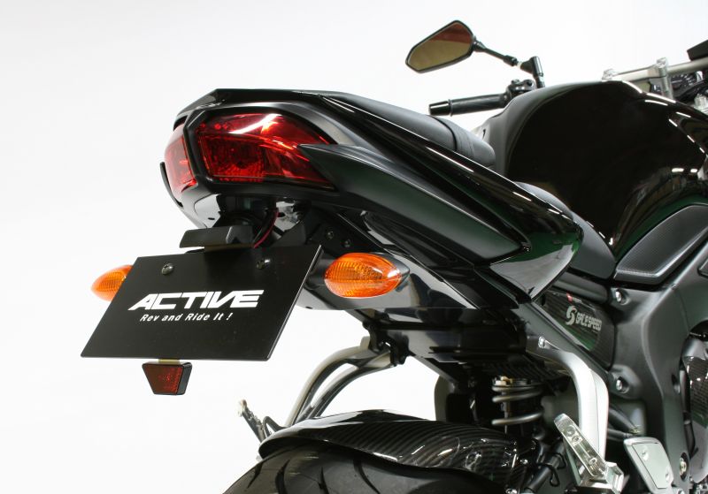 FZ8・FZ8 FAZER/ABS フェンダーレスキット ブラック LEDナンバー灯付 ACTIVE（アクティブ）