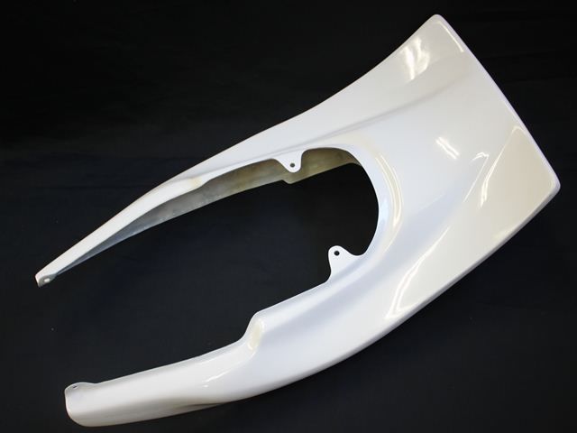 RZ250/350用 ハネタイプテールカウル 新品 RZ250/350用 ハネタイプテールカウル 新品