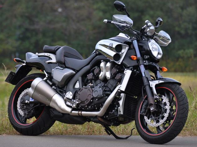 V-MAX1700（09年～17年） ガイラガントレット クリア CHIC DESIGN（シックデザイン）