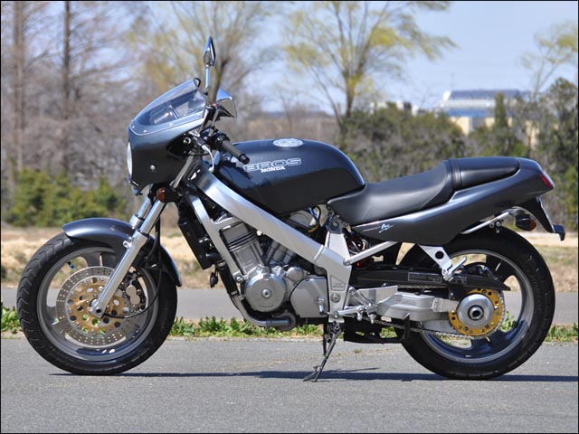 ロードコメット クリアスクリーン アキレスブラックメタリック NH-124M ...