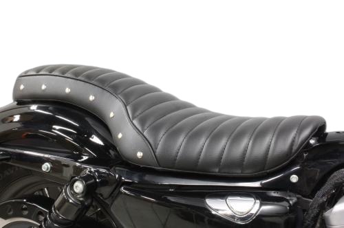 楽天市場】ガレージT＆F スタッド付きコブラシート タックロール