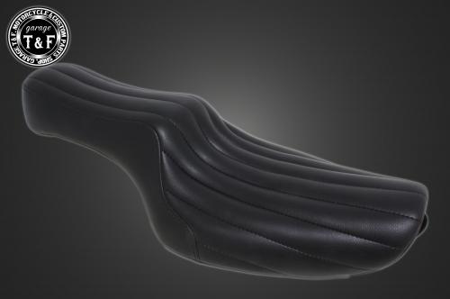 スポーツスター（04年～XL） ダブルシート（バーチカル） ガレージT＆F