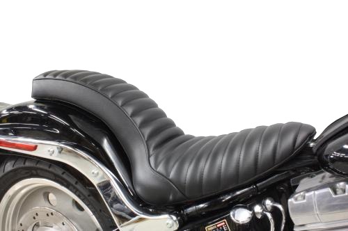 ソフテイル（SOFTAIL） 200ワイドタイヤ用　コブラシート（タックロール） ガレージT＆F