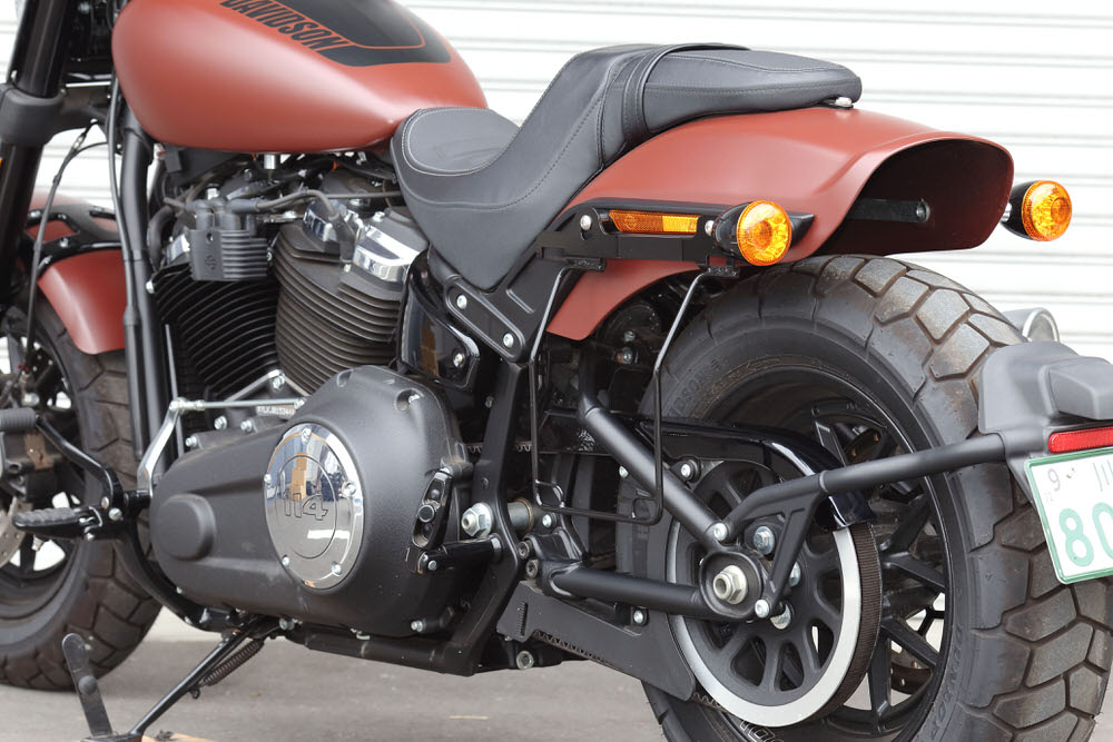 street bob hard saddlebags