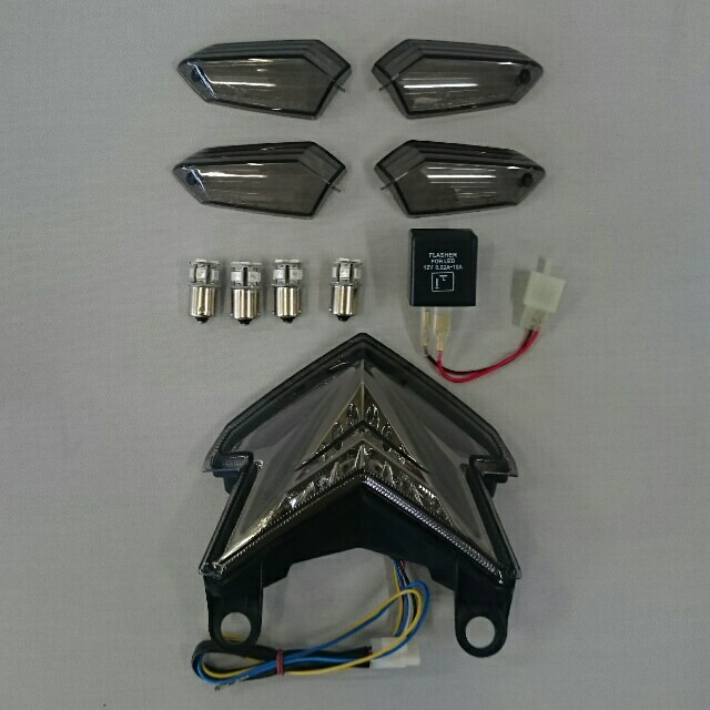 Z800（13～16年） LEDスモークレンズ コンプリートキット（ウインカー・テールランプ） ODAX（オダックス）
