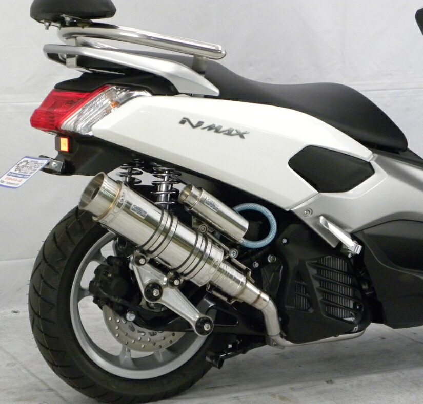 NMAX（2BJ-SED6J・EBJ-SE86J） アニバーサリーマフラー バズーカータイプ ステンレス ビレットステー/ブラック ボルトキャップ/シルバー ウイルズウィン（WirusWin）