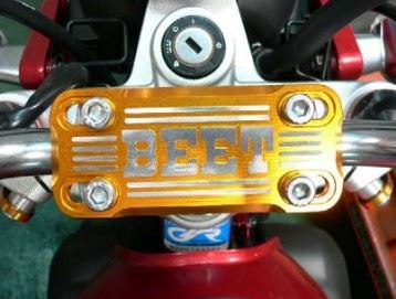 BEET 0605-325-50 P32.5mm ハンドルクランプブレースキット ブラック/ゴールド 汎用 バイク｜バイクマン　店