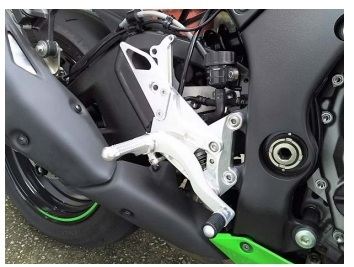 BEET 0111-KD4-20 H/B(SV)ハイパーバンク 固定式 16ZX10R シルバー ビート バイク パーツ カスタム バックステップ ステップバー 銀 ニンジャ