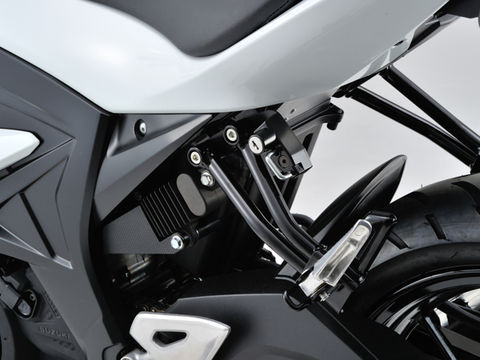 デイトナ 26233 ヘルメットホルダー GSX-R125/S125 バイク 取付 固定 収納