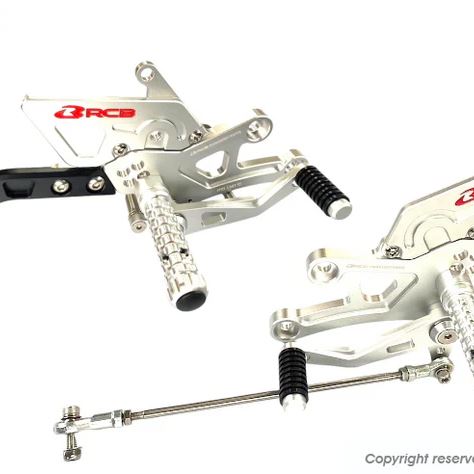 KN企画 01FR040S-KN RCB アルミバックステップ シルバー YZF-R15 YZF-R125 MT125 バイク パーツ