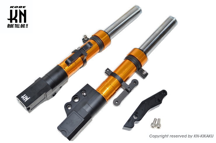KN企画 KN-C4-26F4P-GD スーパーフロントフォーク ゴールド シグナスX 4/5型 260mm/4potキャリパー