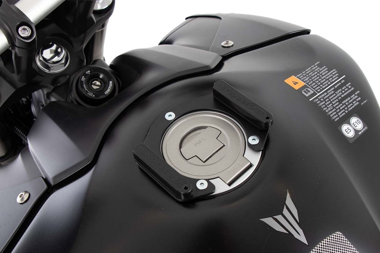 ヘプコアンドベッカー 5064573 00 01 ロックイット タンクリングフィッティング ブラック MT-09 21-23 バイクパーツ カスタムパーツ バッグ関連パーツ