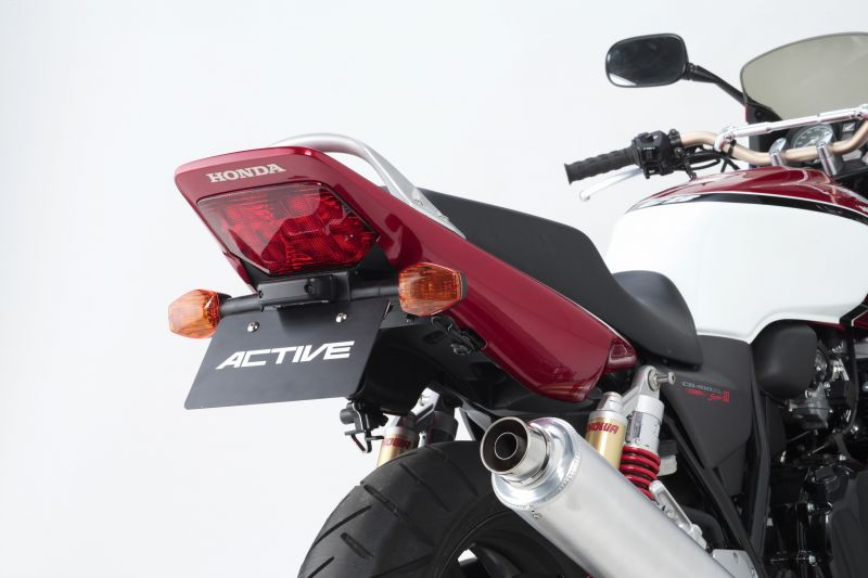 ACTIVE（アクティブ）　1151052　フェンダーレスキット ブラック [LEDナンバー灯付き]　CB400SB 05-13 CB400SB(ABS) 08-13 CB400SF 04-13 CB400SF(ABS) 08-13