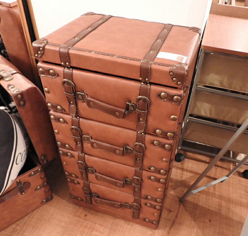 洋服ダンス　タンス　箪笥　引き出し　4段 ワイエムワールド 4段 チェスト 幅59cm ディスプレイラック 省スペース