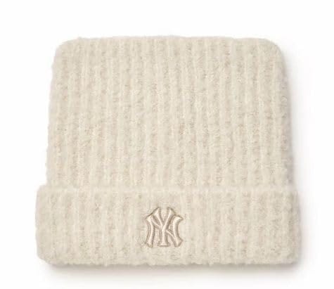 MLB Korea ニューヨークヤンキース 韓国限定 エスパ カリナ 愛用 キャップ ニット 猫耳 ミャオン ビーニー 白 ホワイト