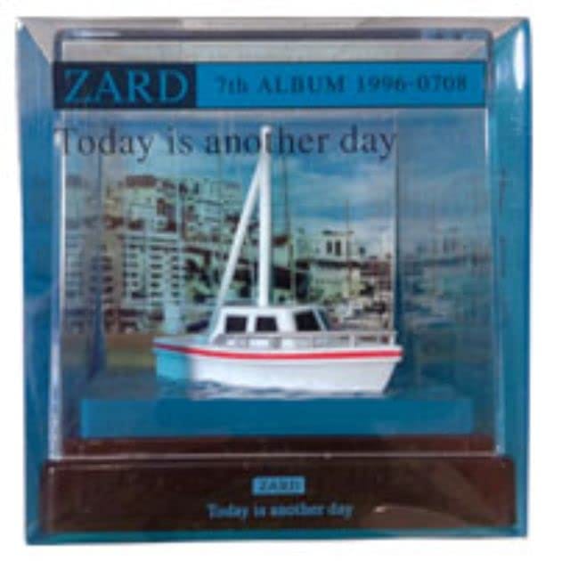 ZARD（ザード）坂井泉水 ジオラマ「Today is another day」