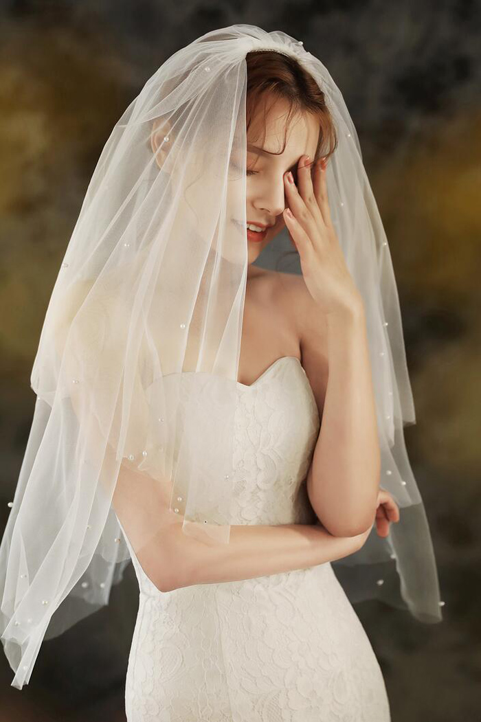ウェディングベール スパンコール ホワイト 2層 ブライダル 仮装 結婚
