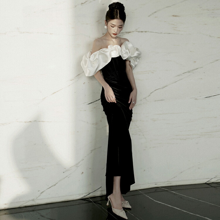 楽天市場】【送料無料】ウェディングドレス 白 黒 マーメイドライン