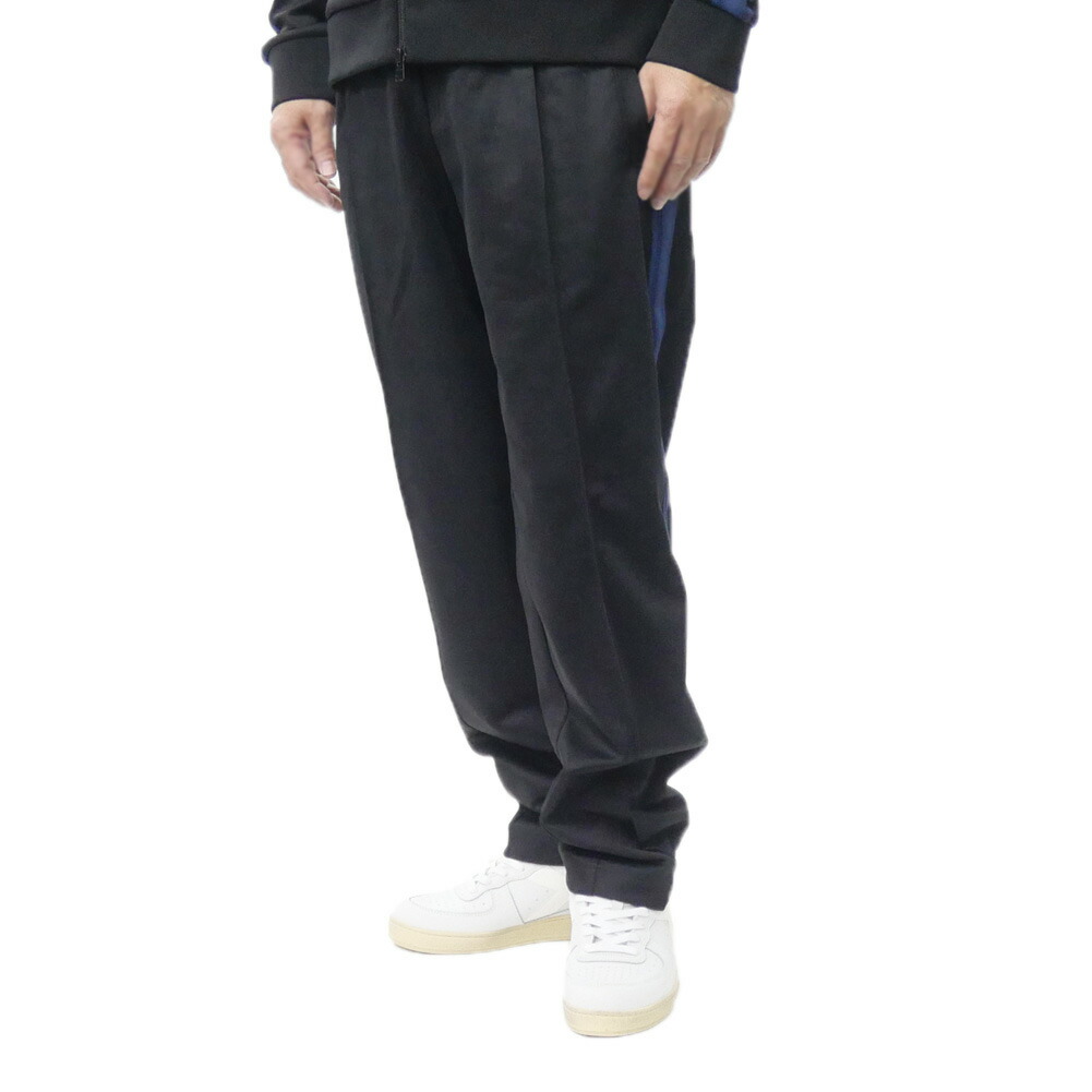 FRED PERRY フレッドペリー メンズテーパードパンツ T1302 MESH TAPED TRACK PANT 黒いこと