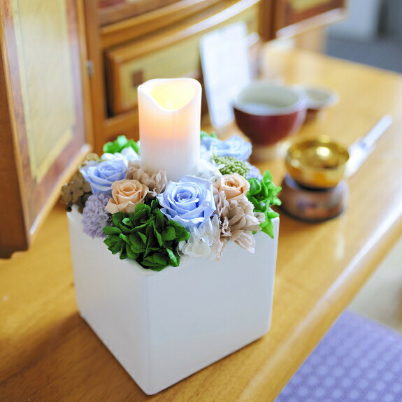 お悔やみ電報無料 弔電付きお供え花 供花 プリザーブドフラワー Gently Candle Led 初七日 周忌 四十九日 法事 お彼岸 電報とお供え 花 追加手数料一切なし 電報代金 送料無料込み 仏壇 周年 法事 花 観葉植物 お盆 送料無料 枕花 後飾り 法要 お悔やみ お供え花