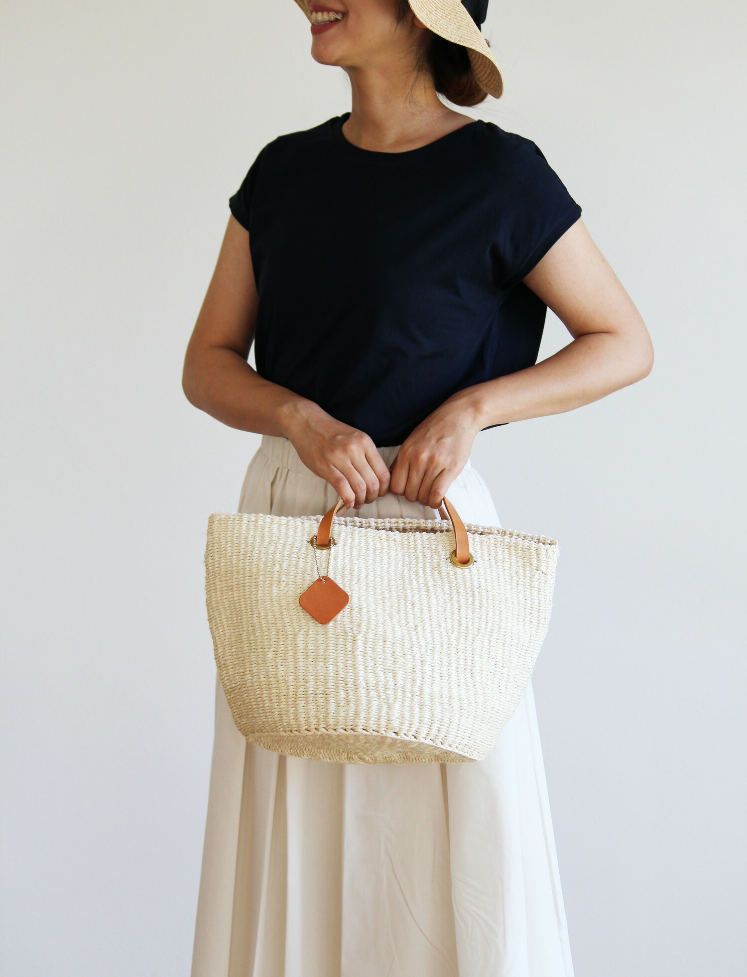 かごバッグ 2way 代 30代 40代 50代 60代 Bizen きれいめ ショルダー シンプル トート バスケット ビゼン ブランド プレゼント リゾート 台形 名入れ 名入れ刻印 大きめ 大人 女友達 女性 手編み 母親 浴衣 籠 籠バッグ 舟形 誕生日プレゼント 魅力の