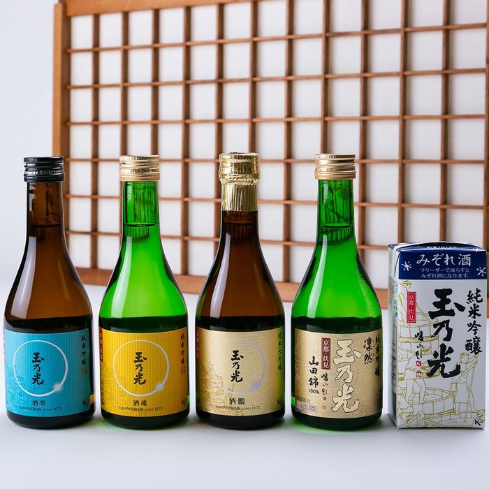 楽天市場】ギフト 玉乃光 日本酒 『みぞれ酒』 青パック 300ml 蔵元直送 純米酒 贈答用 贈答 御祝 贈り物 プレゼント 飲みきり おうち時間  家飲み あす楽 ホワイトデー : 純米吟醸 玉乃光