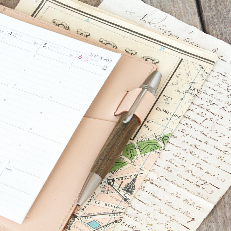 楽天市場 システム手帳 Hb Wa5 サイズ15mmリング アシュフォード マークスhb Wa5リフィル仕様可能 6穴 レザー カバー メンズ レディース かわいい おしゃれ シンプル 名入れ 誕生日 プレゼント おすすめ 手作り革雑貨 ブラン クチュール