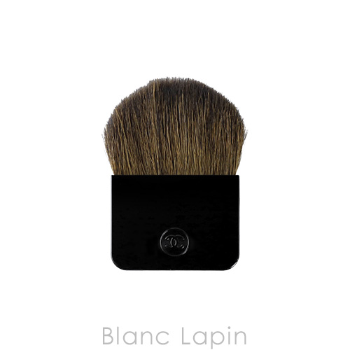 楽天市場 シャネル Chanel ヴィタルミエールブラシ 0766 メール便可 Blanc Lapin ブランラパン