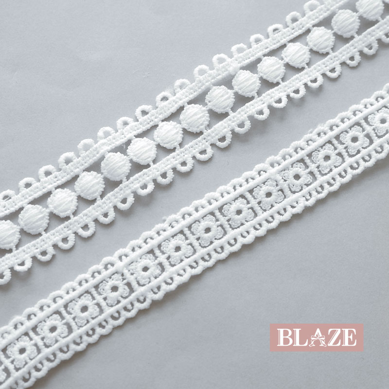 ハンドメイドレース BLAZE（手芸） 100cmカット ケミカルレース ホワイト ブラック