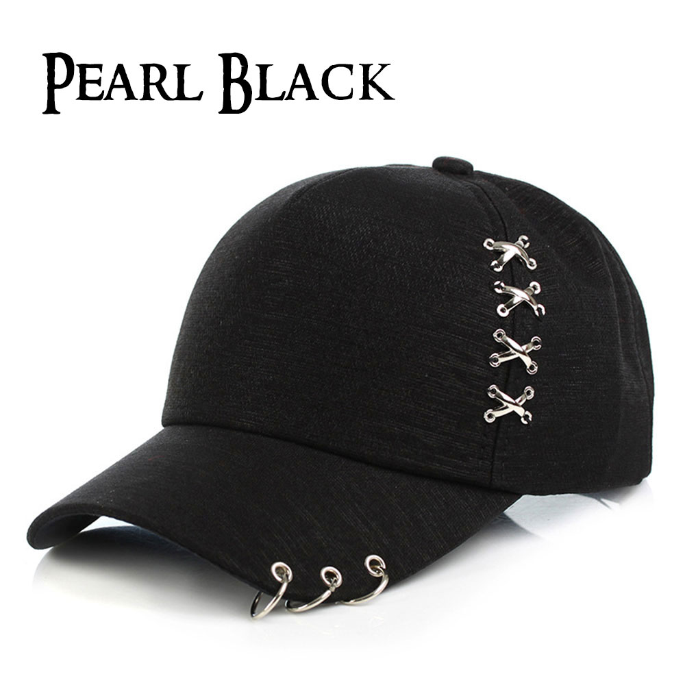 楽天市場 Silverringキャップ ピアス 帽子 深め キャップ 黒 白 モノトーン メンズ レディース 帽子 男性 女性 帽子屋 Blessed Crow