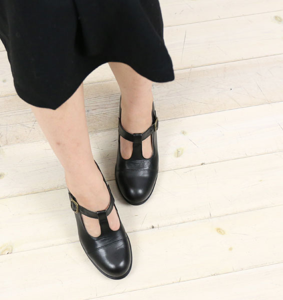 楽天市場 エントリーでポイント24倍 ケーエムビー Kmb レザー Tストラップ シューズ S303 レディース C 2 Jacquemart