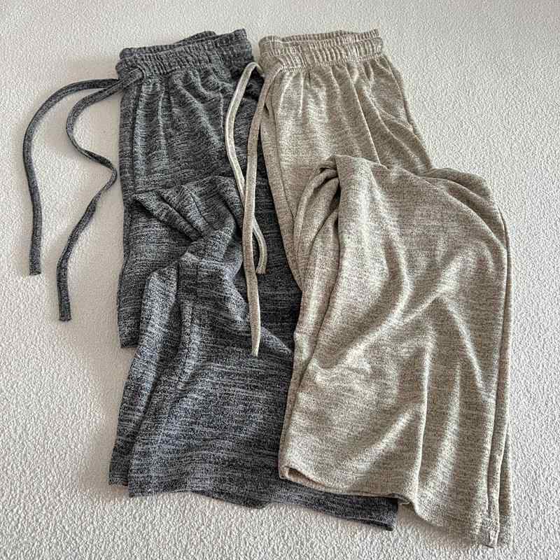ワイドパンツ レディース 日韓風 ニット ボトムス ストレートシルエット 薄手 伸縮性 コットンブレンド ウエストゴム ポケット付き 通気性 春夏 カジュアル 普段使い 着痩せ効果 肌触り快適 着回し万能