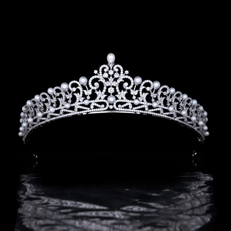 ティアラ レディース 天々御召しもの 御芽出度 パール 酸化ジルコニウム 御芽出度 交歓会 寄り合い 二次会 告げ知らせる会 髪の毛添え物 愛くるしげ 雅びやか