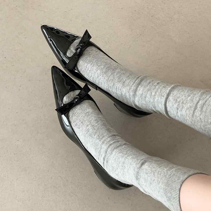 パンプス レディース 置き目撥ねのける 羊革 はたご屋踵 チャンキーヒール ポインテッドトゥ パステル色の 履き分かりやすい 一方ならずない 脱げにくい 事務室 心地よい 歩き分かりやすい 美脚