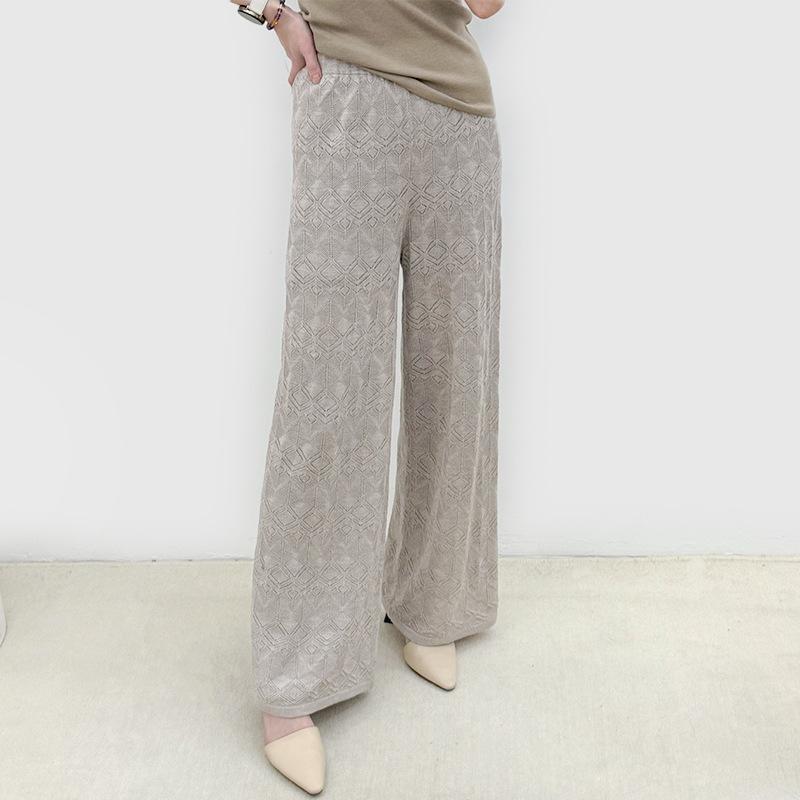 パンツ レディース ワイドパンツ ニットパンツ 春夏秋 シルク混 ウール混 透かし編み ジャカード織り柄 リブ ウエストゴム ニット 接触冷感 薄手 ゆったり 体型カバー ストレートパンツ カジュアル きれいめ 伸縮性 ロング丈｜bloomelier